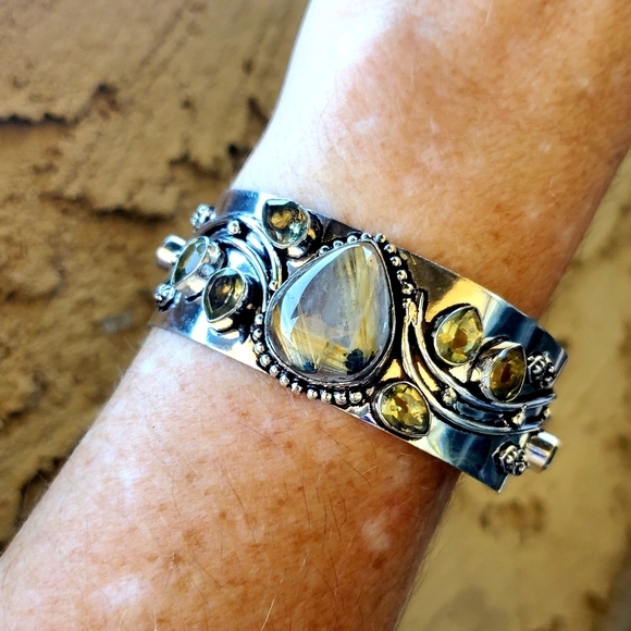 New Golden Rutile and Citrine 925 Silver Cuff Bracelet. - Picture 6 of 16